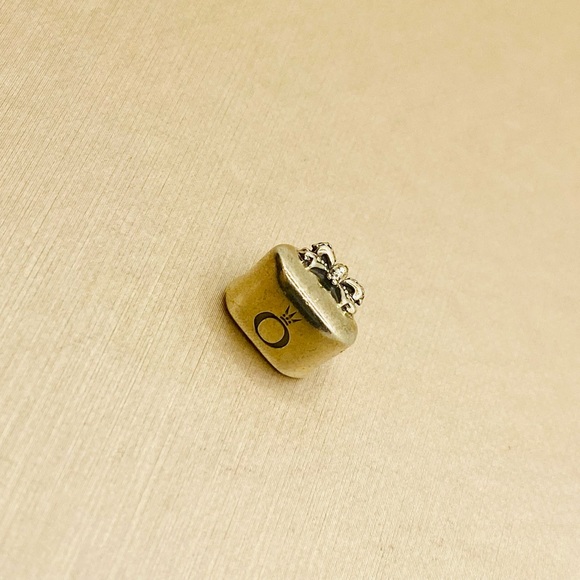 EUC Pandora 791534CZ Sterling Silver Sparkling Handbag Charm w/ Clear Zirconia’s - Picture 8 of 10